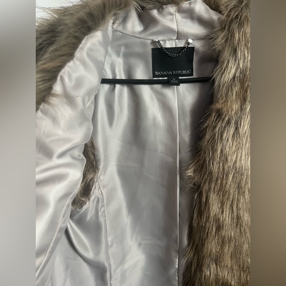 Banana Republic Brown Tan Faux Fur Hook Close Women's Sleeveless Vest XS - Picture 7 of 7